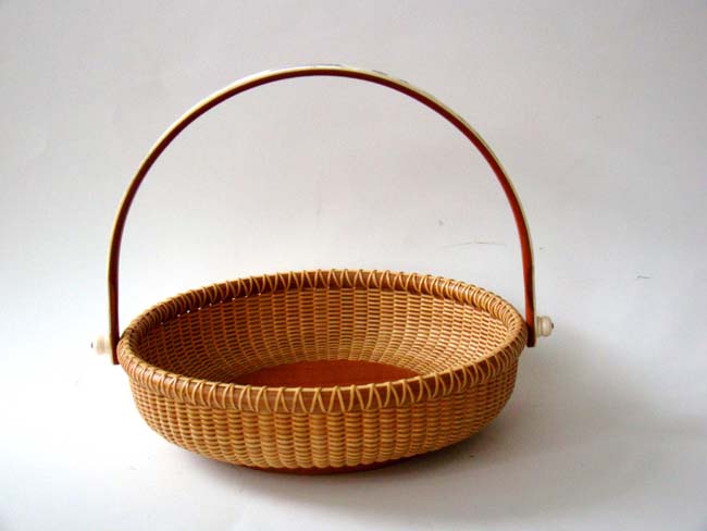 An exquisite NANTUCKET style basket with the ivory handle engraved with scenes of CHATHAM — image 2